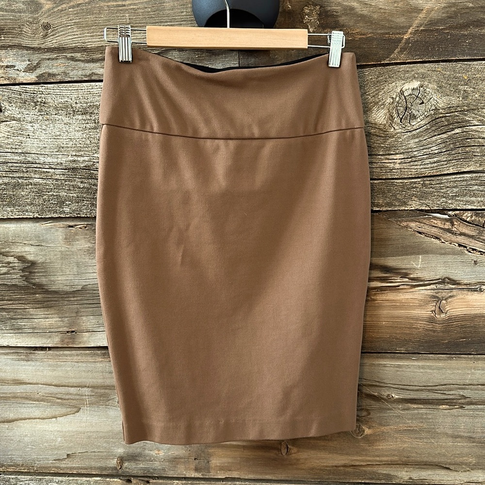 Bodycon skirt by ILTM Sz small